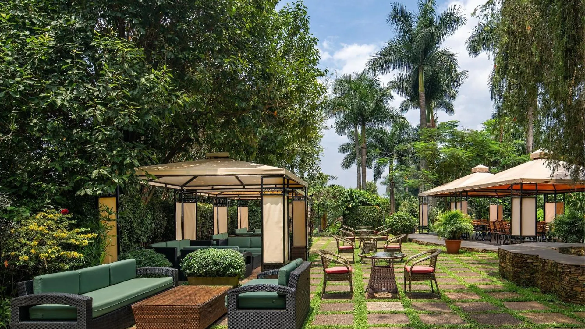 Sheraton Kampala Hotel 5*,