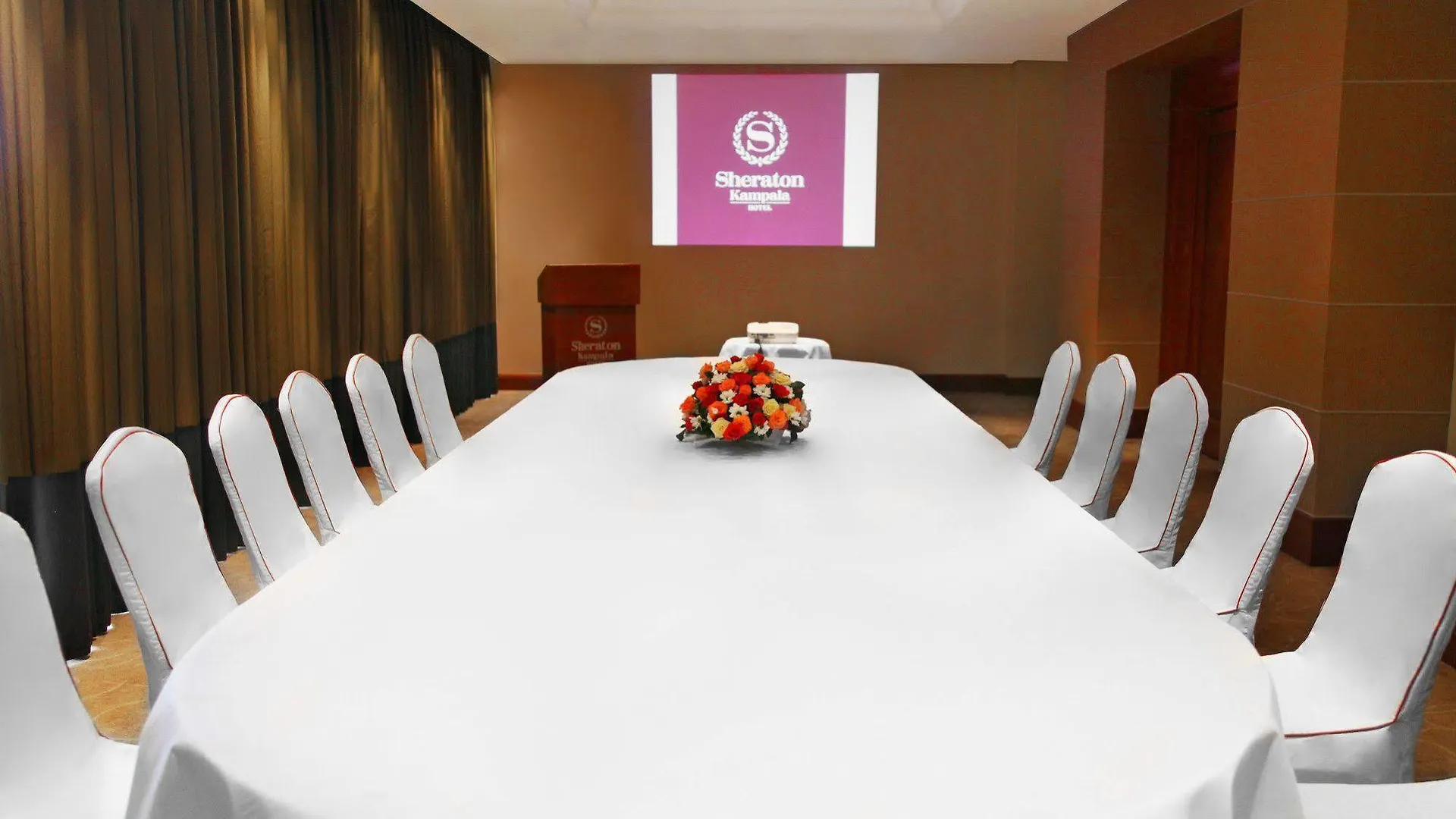 Sheraton Kampala Hotel 5*,  Uganda